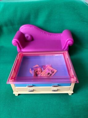 Barbie Dreamhouse 2002 Coffee Table & Couch sofa doll furniture
